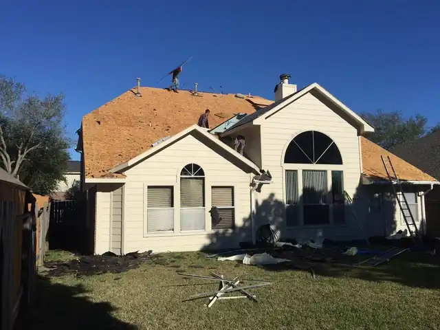5 Factors That Could Lead to You Needing a Roof Replacement